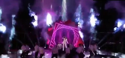 Ariana Grande and Christina Aguilera - Into You & Dangerous Woman (The Voice Final)