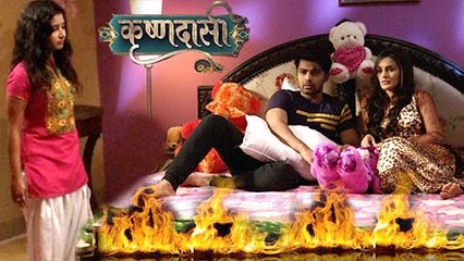 Jealous Aradhya Burns Aryan And Purva's Bed | Krishndasi | Colors