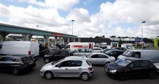 Fransa'da Benzin Krizi Devam Ediyor