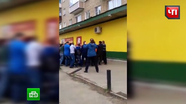 Une famille saute par la fenêtre pour échapper à un incendie (Russie)