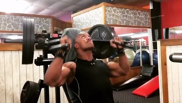 THE ROCK BULKS UP FOR 'FAST & FURIOUS 8