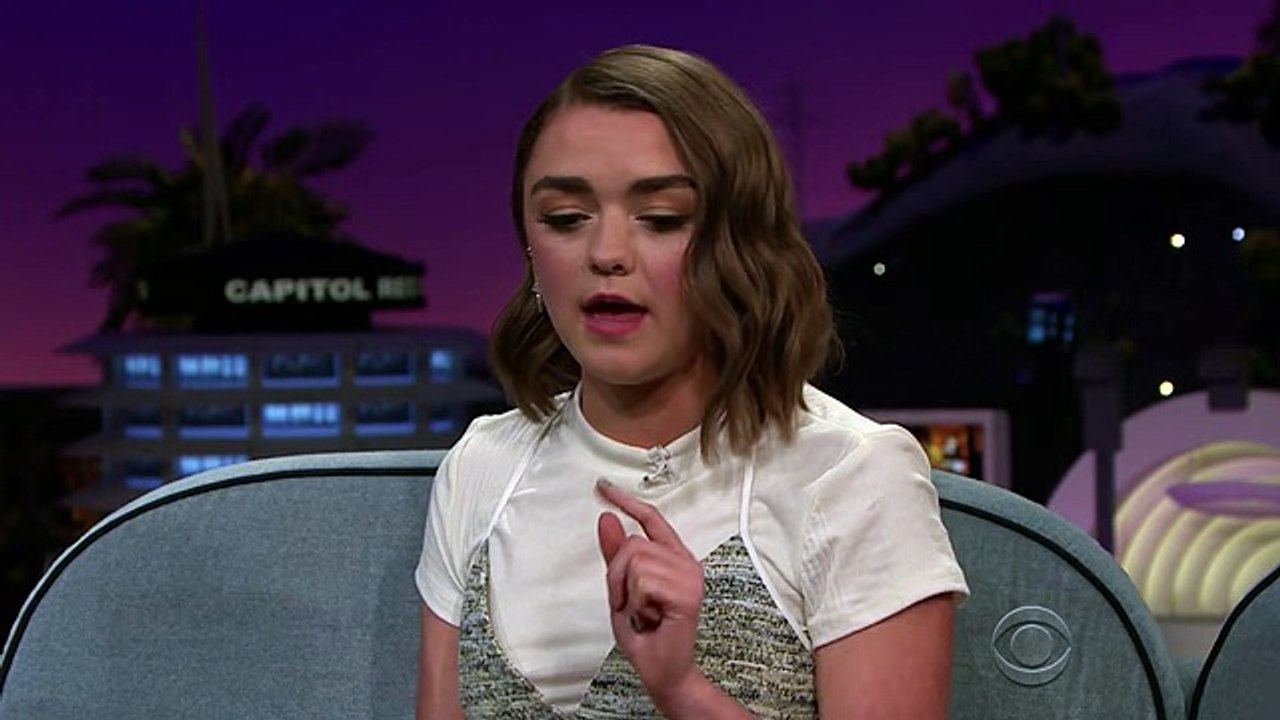 Maisie Williams Crashed a Game of Thrones Watch Party -