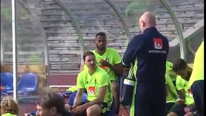 Erkan Zengin Zlatan'ı kahkahalara boğdu!