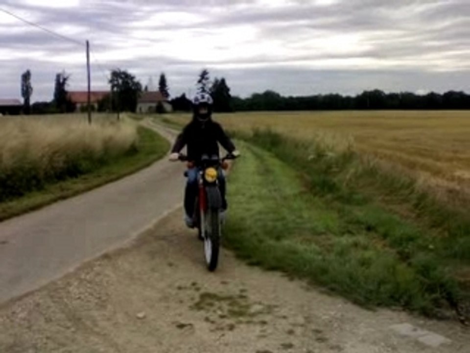 DT 125 MX en rodage