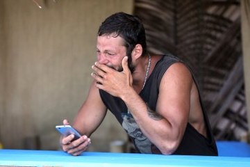 Survivor'da Talihsiz Kaza! Atakan Arslan Hastaneye Kaldırıldı
