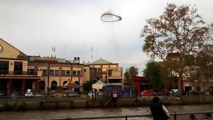 Black 'squid' UFO spotted moving mysteriously across the sky.