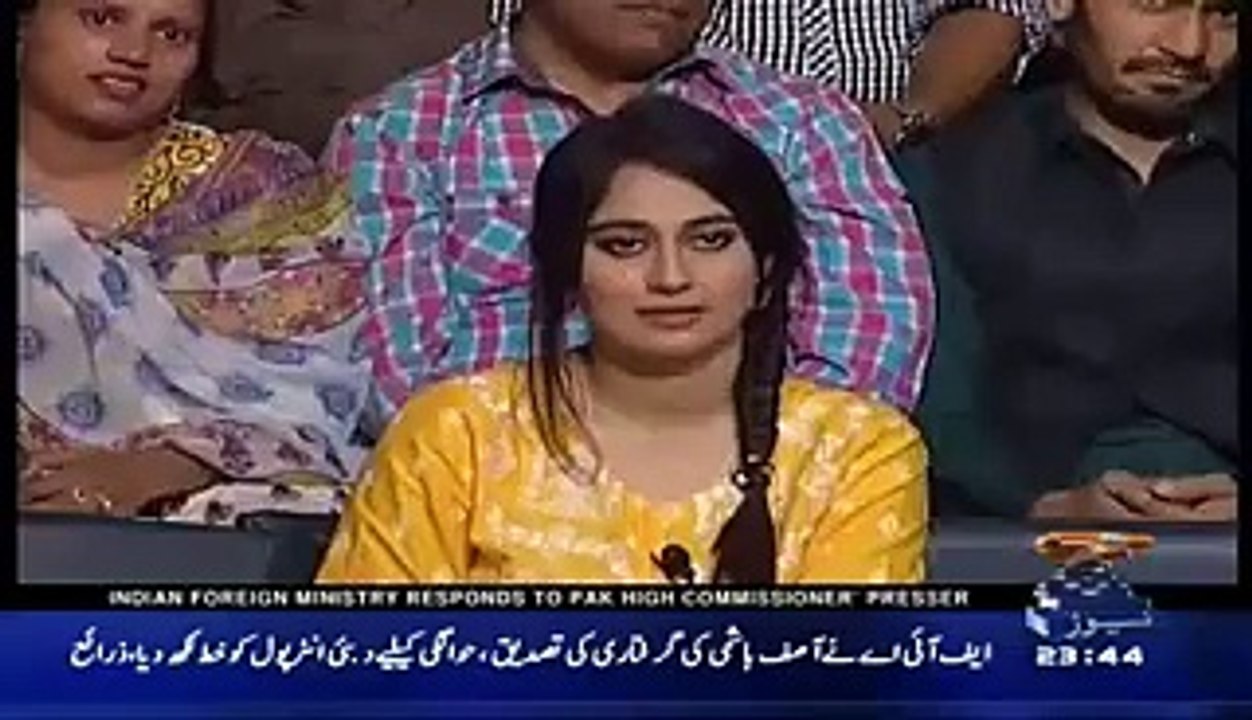 Hamid_Mir_Dedicates_A_Song_For_Pervez_Musharraf_And_Daniyal_Aziz.._-_Playit