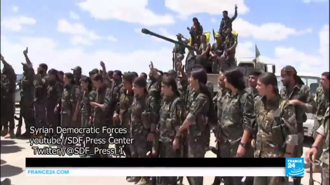 Fight against 'Islamic State' group: Forces open twin offensives in Syria and Iraq