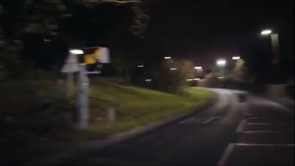 Se faire flasher par un radar routier en... Tricycle !! Gros rebelle...