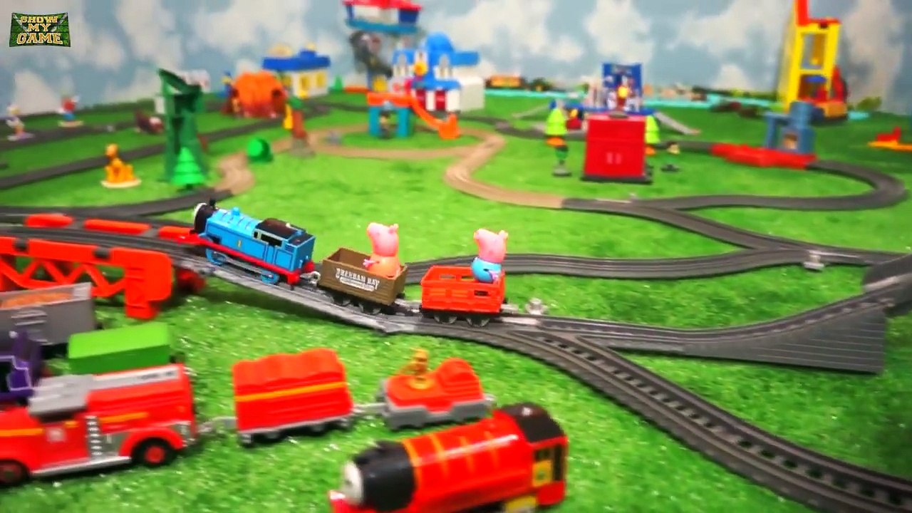 Peppa Pig and George in the Luna Park with Dinosaur, Roller Coaster, Swing and Thomas the Train