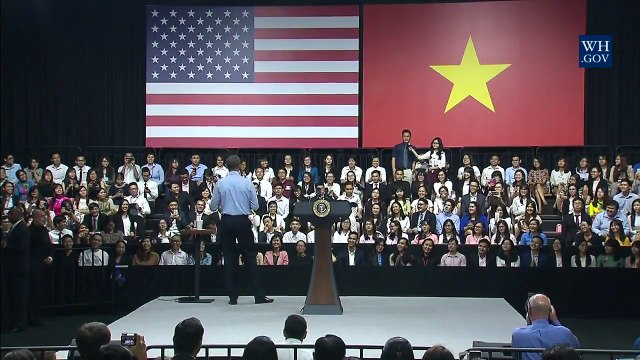 Vietnamese Student Asks President Obama How Can We Be Great Like You?