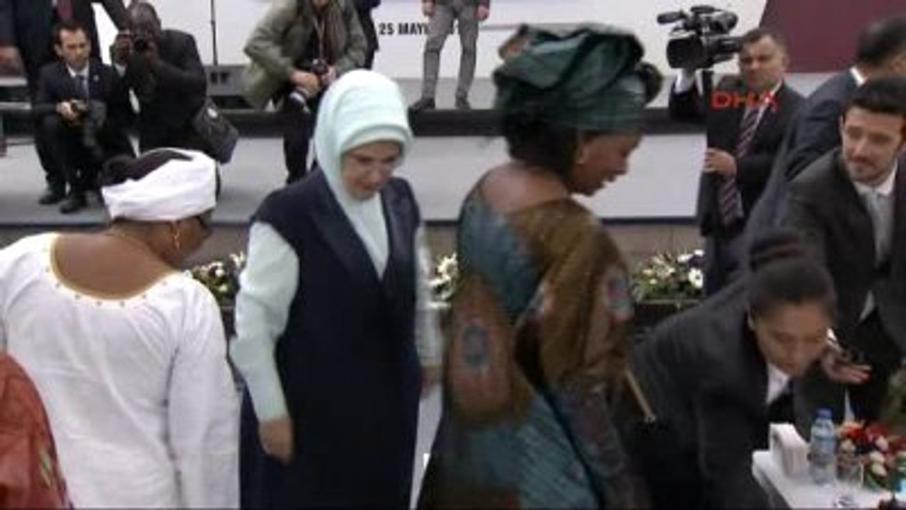 Emine Erdoğan Afrika El Sanatları Pazarı ve Kültür Evi Açılışına Katıldı 1