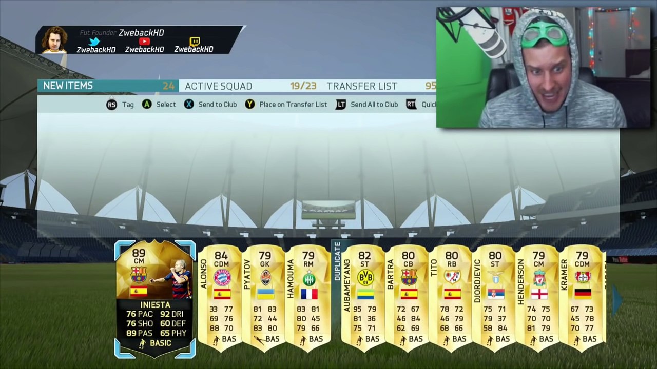 TOP 5 LUCKIEST PACK OPENINGS OF THE YEAR!   FIFA 16 (RONALDO, MESSI, LEGENDS, IN A PACK!)