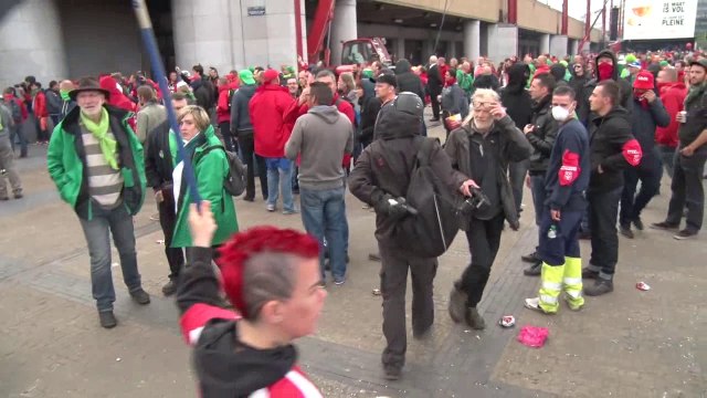 Plusieurs blessés dont deux policiers et de multiples arrestations à la manifestation