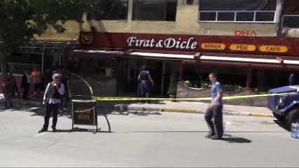 Maltepe'de Güpegündüz Börekçiyi Kurşunladılar: 3 Yaralı