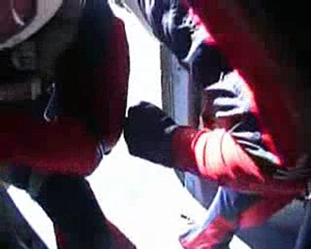 ой-ой пара-упал с вертолета