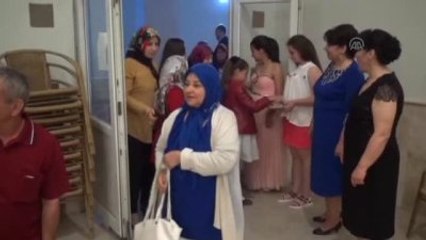 Down Sendromlu Yasemin'in Gelinlik Hayali Gerçek Oldu
