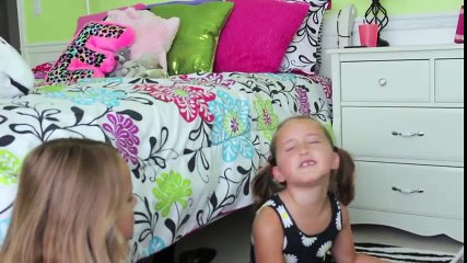 Lia's Babysitting Nightmare! | HD