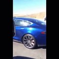 Inacreditável! video apanha condutor a dormir ao volante de um Tesla