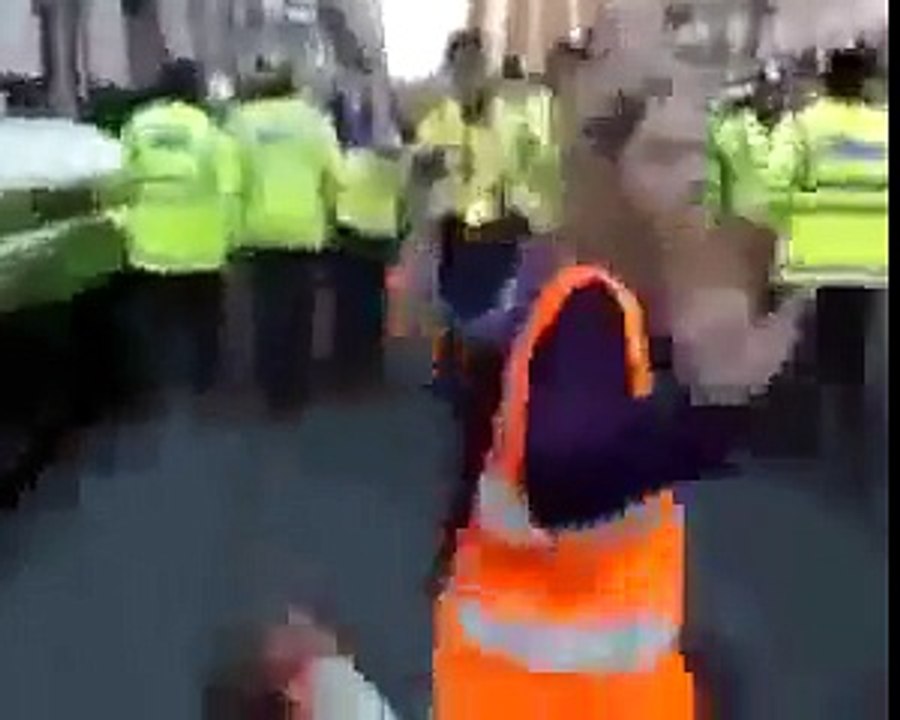 Muslime und Polizei in London