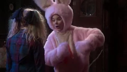 Best Friends Whenever - S 1 E 9 - Cyd and Shelby's Haunted Escape