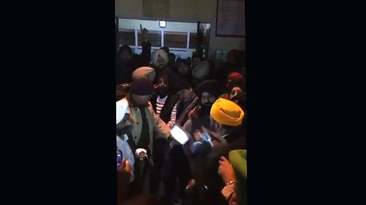 Bandar Sena Leader Sikh Kaum Toh Maafi Mangda Hoya..!