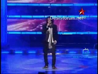 Sonu Nigam Showing His Versatility Live Medley