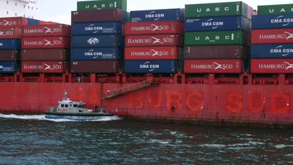 How New York Harbor Pilots Master These Treacherous Waters