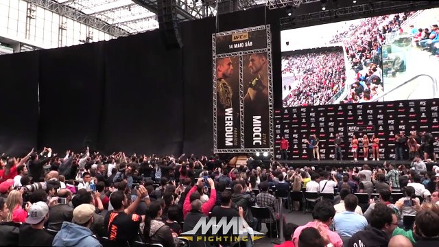 UFC 198 Weigh-Ins: Cris Cyborg vs. Leslie Smith