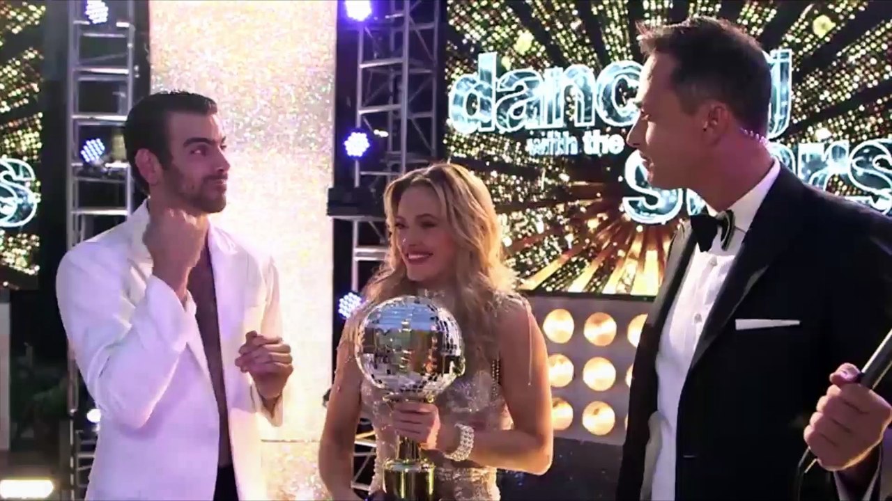 Nyle DiMarco dedicates Dancing with the Stars win to deaf people globally