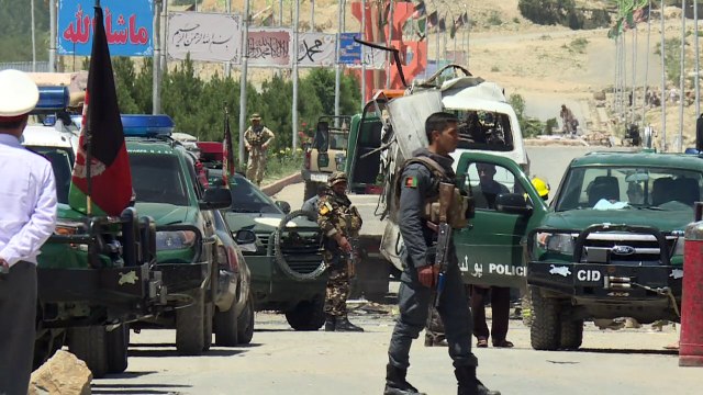 Atentado suicida deixa 10 mortos em Cabul