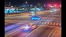 Car spins being hit by police cruiser_ Ocoee crash, FL_ La police en chasse frappe une voiture