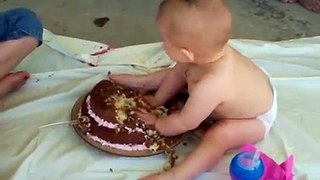 First-Birthday-Cake---Funny-Baby
