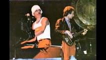 22. We Will Rock You (Queen-Live In Mar Del Plata: 3/4/1981)
