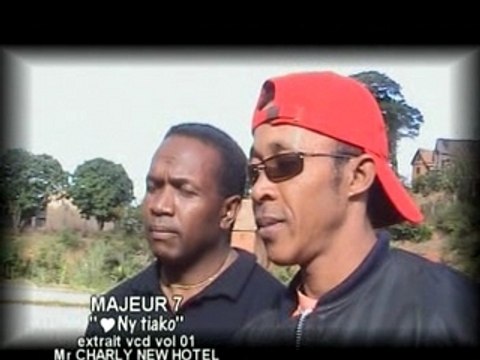 NY TIAKO CLIP GASY MAJEUR 7