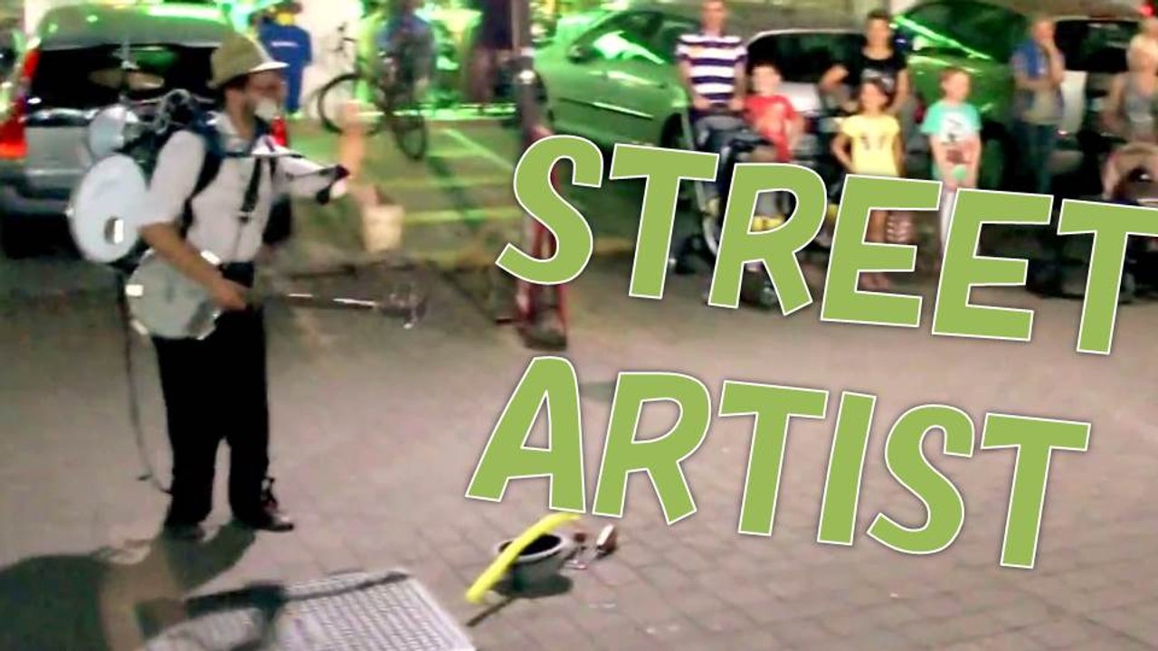 【STREET ARTIST】 STREET ART Miracle【神業】世界 ストリートパフォーマンス イタリア ニース でであったノリノリワンマンバンドマンショー ストリートミュージシャン 音楽 music dance ダンス 【street artist】