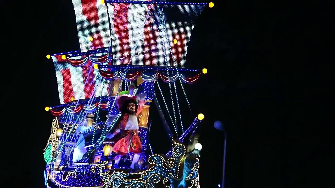 TOKYO DISNEY TRIP | Tokyo Disneyland DreamLights Parade | Day Three Part Two