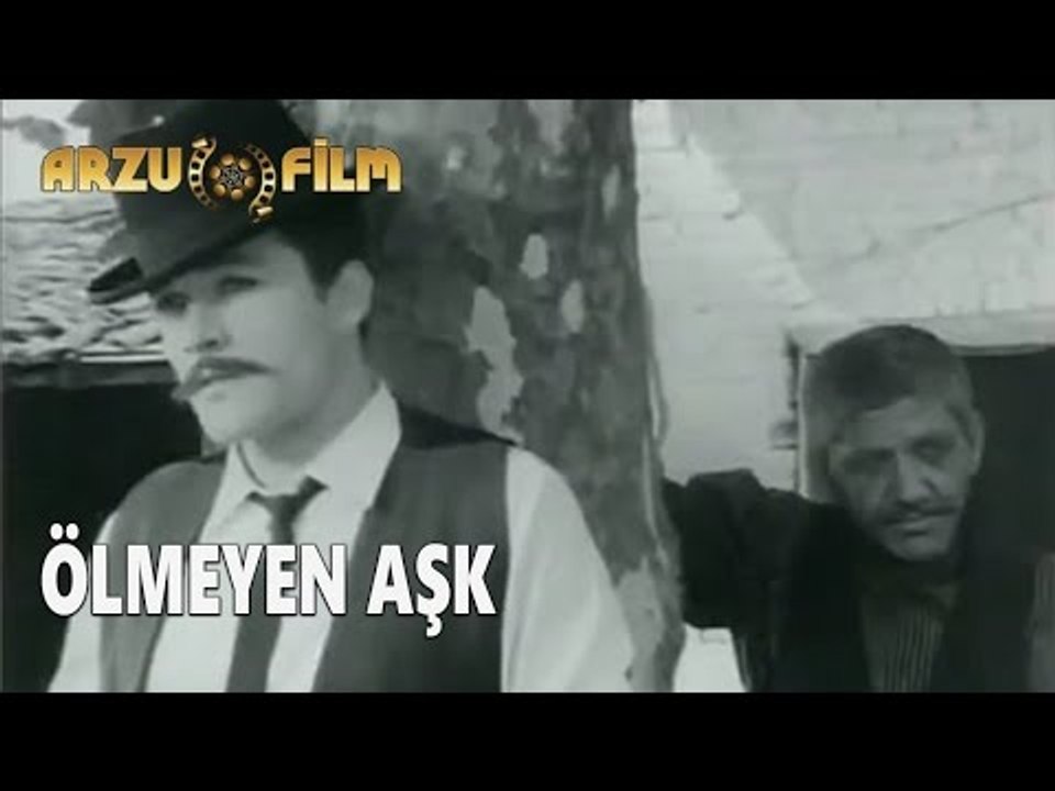 Ölmeyen Aşk | Kartal Tibet - Siyah Beyaz Filmler