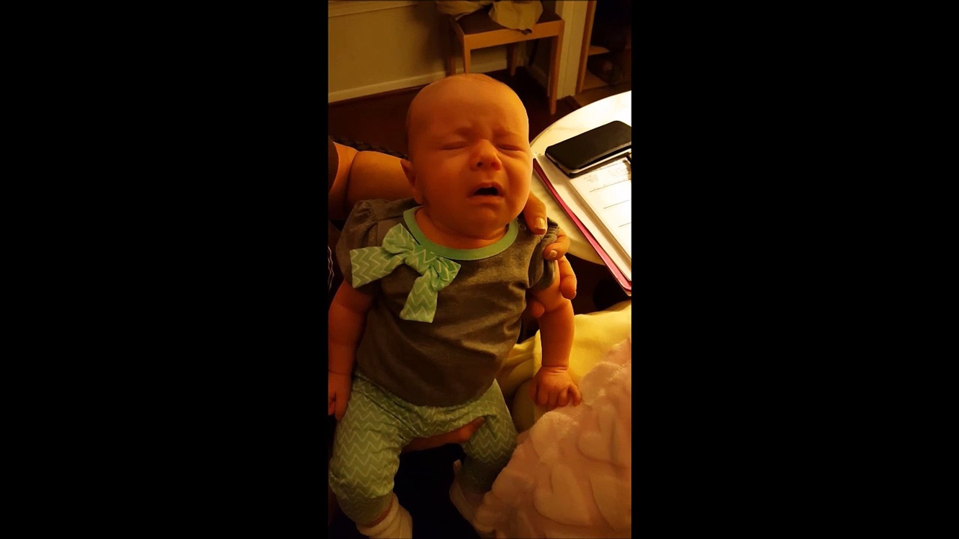 Le Soupir D'un Bébé Après Avoir Éternué : Vraiment Trop Mignon - Vidéo  Dailymotion