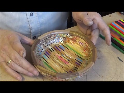 Fabriquez un bol avec des crayons de couleurs ! Merci caran d'ache