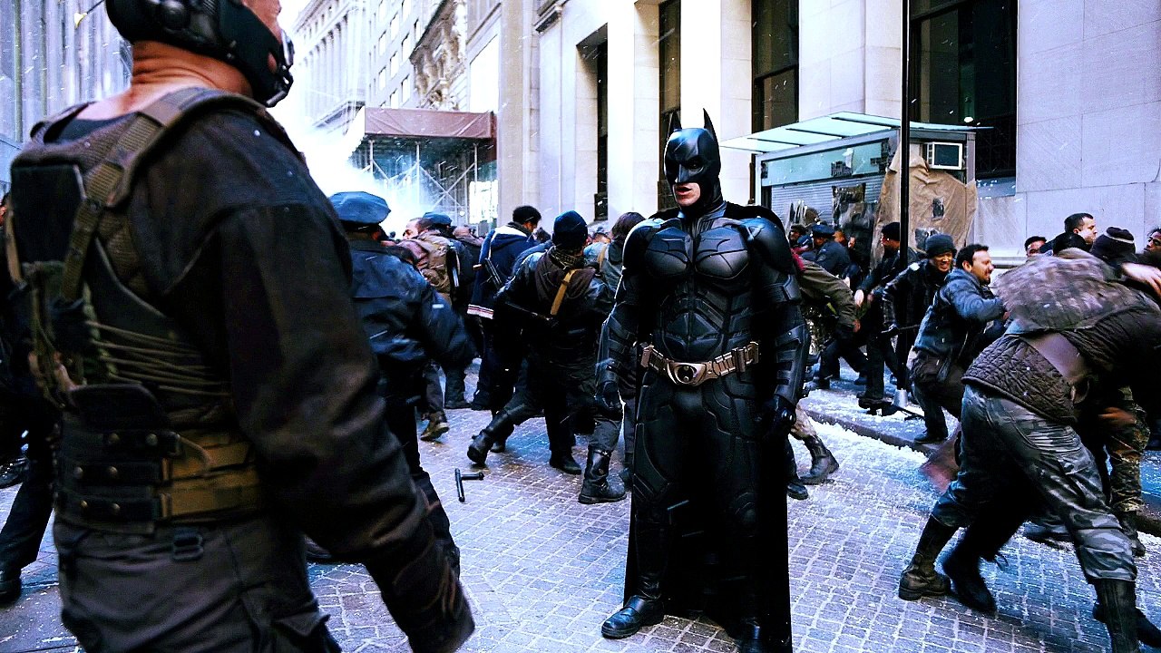The Dark Knight Rises - Police Charge/Batman VS Bane/Bomb Chase Soundtrack