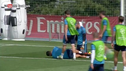 @TheBuzzer: ¡Qué susto!