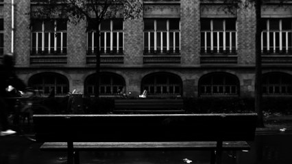 Bande annonce-extrait du court-métrage IMMIGRATION  SANS  ISSUE de Hassan Hamza