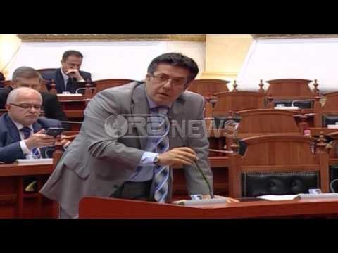 Shalsi: Kemi rënë në batak, Paloka: Nuk mund të mos flasim për skandalet e qeverisë- Ora News