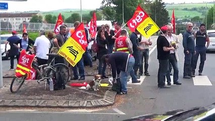 Tractage à Auxerre contre le projet de loi El Khomri et pour la grande manif du 14 juin