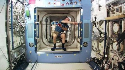 Trailer by NASA on Angry Birds Space