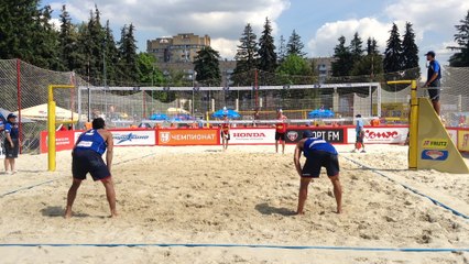 2 NED vs RK 2-0 Brouwer/Meeuwsen (21-16 , 21-18)