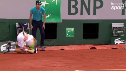 Ferrer frappe si fort que Monaco finit sur les fesses