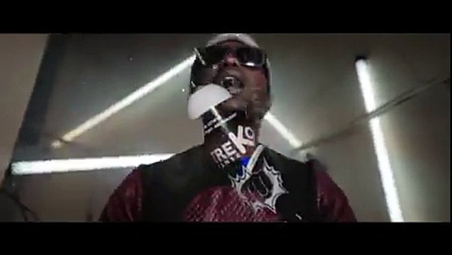 FOUSSIN Ft CAHIIPS - Mission [CLIP OFFICIEL]