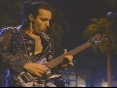 Joe Satriani - Surfing with the Alien